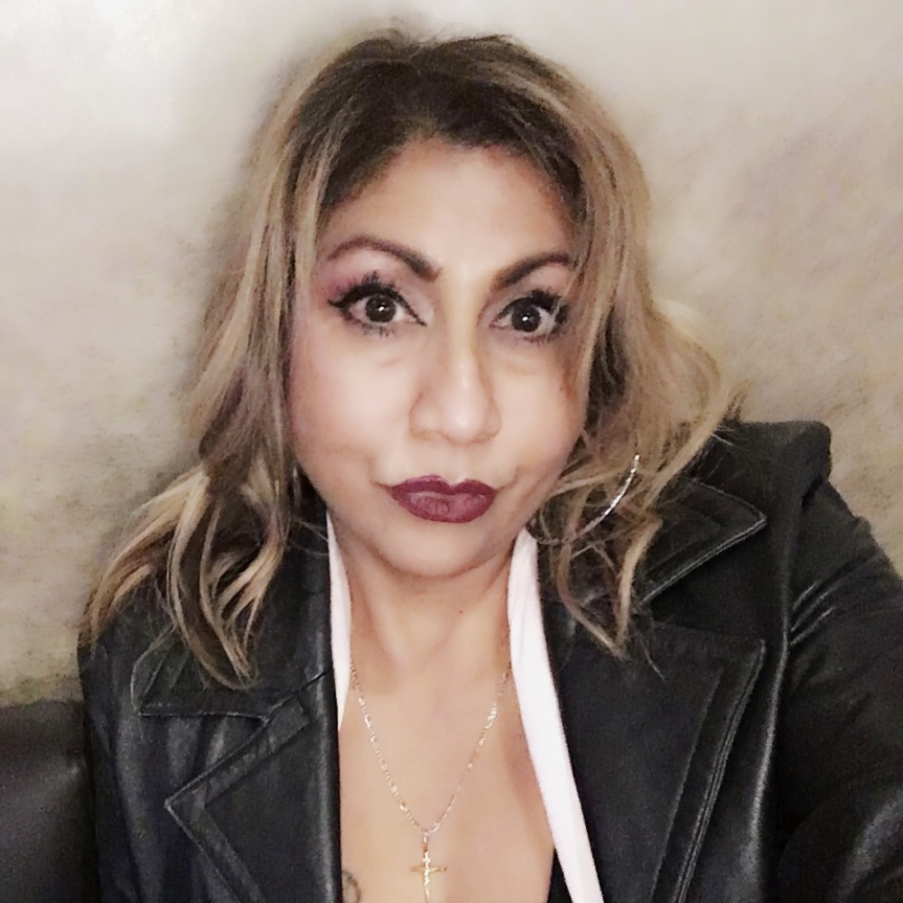 Meet your Posher, Angie